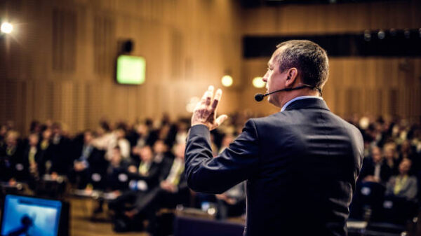 Public Speaking Menjadi Seni Yang Harus Di Miliki Semua Orang