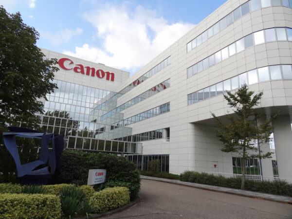 Perusahaan Canon Jadi Pusat Produksi Kamera Yang Populer