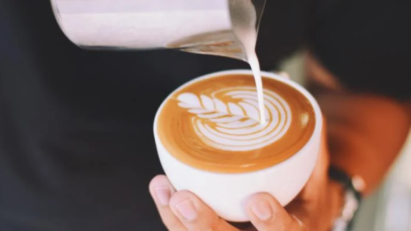 Teknik Membuat Latte Art Anti Gagal