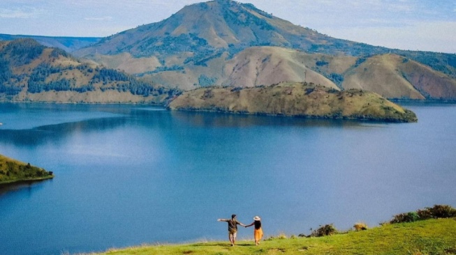 Keindahan Danau Toba Yang Harus Kamu Kunjungi