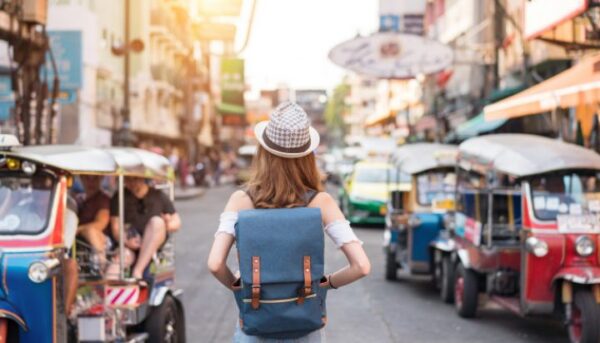 Mayoritas Masyarakat Lokal Lebih Suka Traveling Mandiri