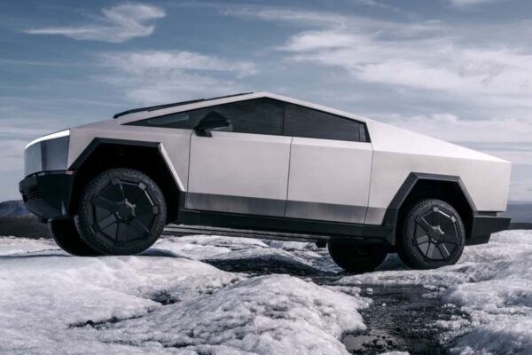 Tesla Cybertruck Siap Jadi Kendaraan Amfibi Dengan Fitur Baru