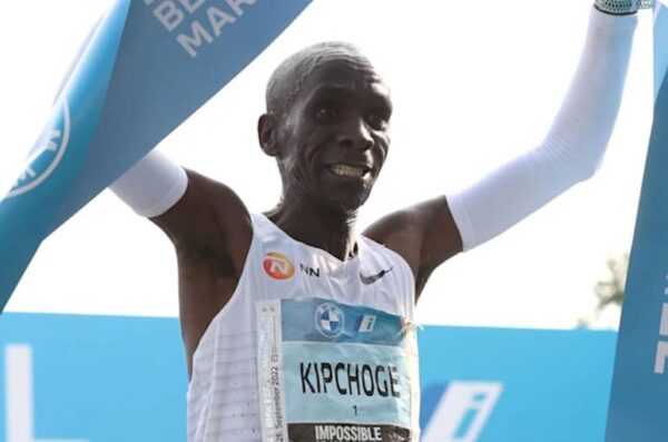 Eliud Kipchoge Atlet Marathon Terbaik Dunia Asal Kenya