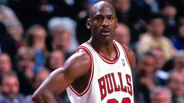 Michael Jordan Legenda Basket Yang Sangat Terkenal Di Dunia