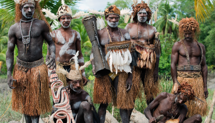Suku Asmat Mendiami Wilayah Pesisir Barat Daya Pulau Papua
