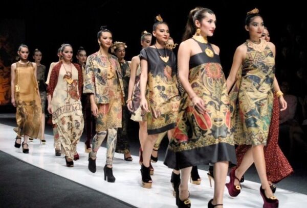 Keunikan Batik Berasal Dari Indonesia Di Akui Dunia