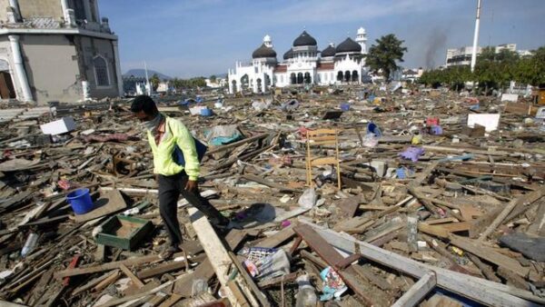 Mengenang Tragedi Gempa Dan Tsunami Aceh Tahun 2004 Silam