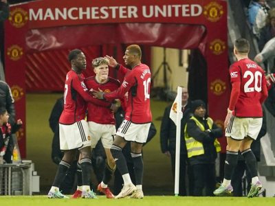 Man Utd Menang 3-2 Melawan Aston Villa