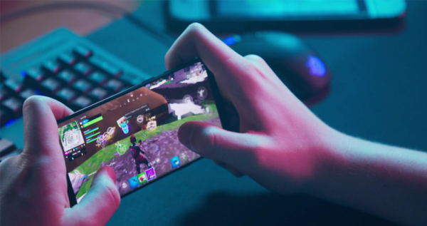 Bypass Charging Teknologi Baru Smartphone Gaming