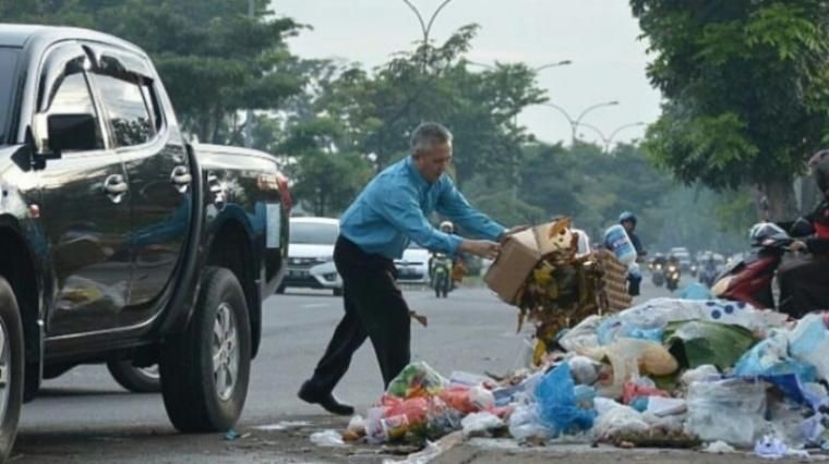 Membuang Sampah Sembarangan Memberikan Dampak Besar