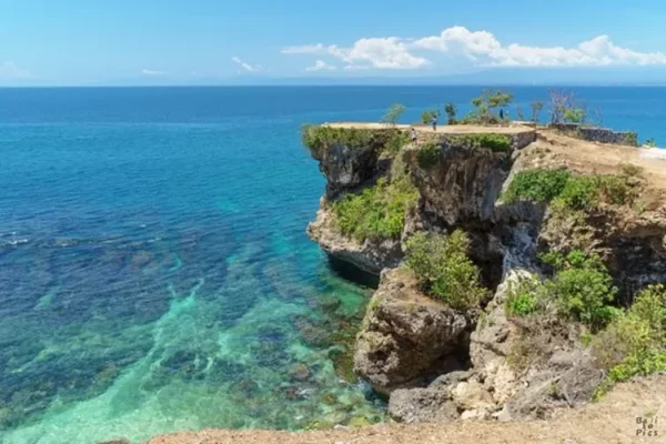 Pantai Balangan Surganya Para Peselancar Di Bali