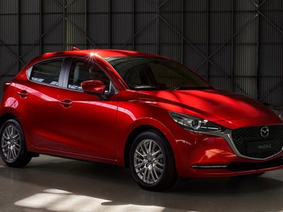 Mobil Mazda 2