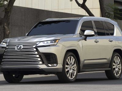 Mobil Lexus LX