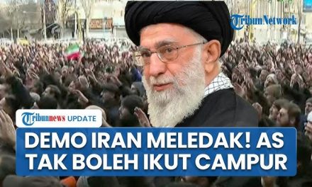 Krisis Memuncak, Jalanan Iran Di Penuhi Oleh Aksi Demonstrasi