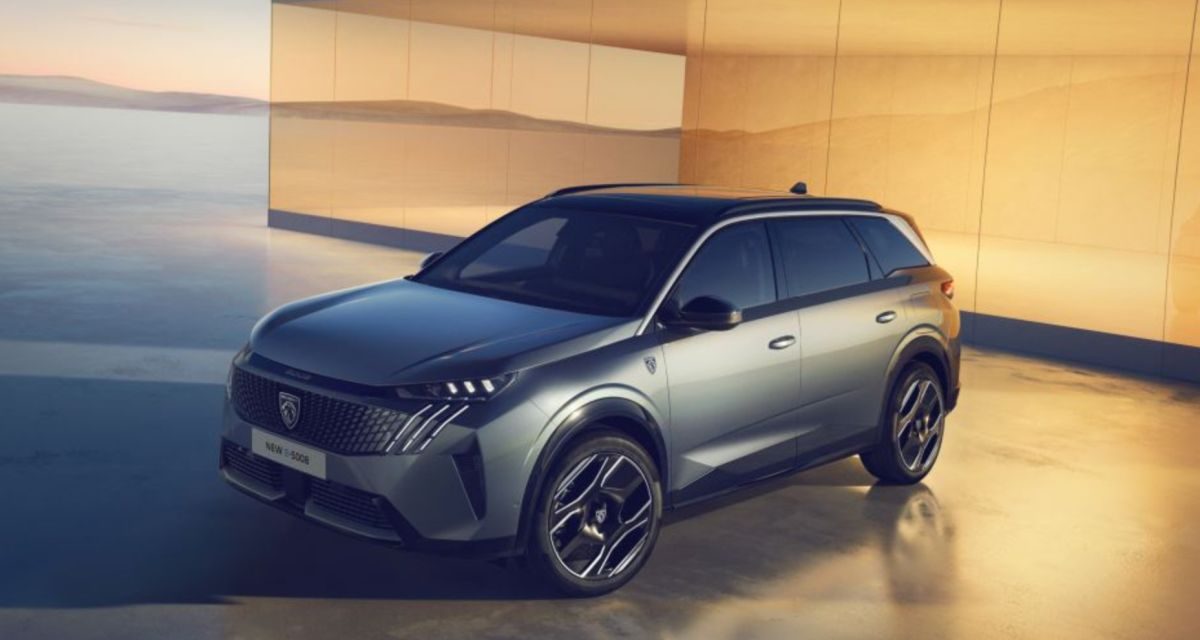 Peugeot 5008 Tawarkan Desain Mewah & Peforma Tangguh