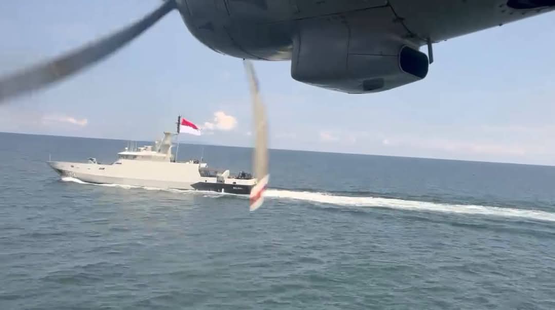 KRI Beladau-643 Gagalkan Pencurian Minyak CPO di Perairan Riau