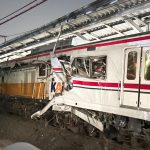Maut di Stasiun Bekasi Timur, KRL Di Tabrak KA Argo Bromo