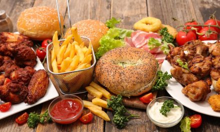 5 Makanan Ini Wajib Di Hindari Saat Menstruasi