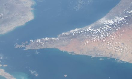 Iran Keluarkan Aturan Baru di Selat Hormuz
