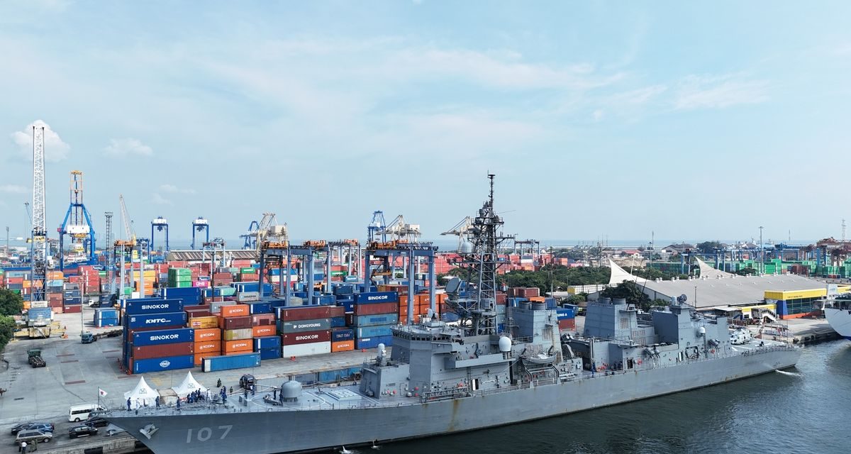 Kapal Perusak Jepang Sambangi Tanjung Priok