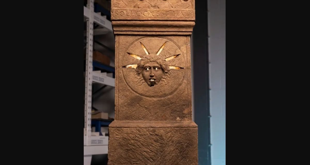 Altar Romawi Berusia 1.900 Tahun Di Temukan