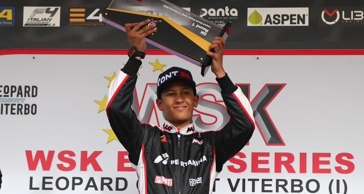 Qarrar Firhand Jadi Pebalap Indonesia Pertama Juara WSK Euro Series