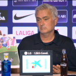 Mourinho Bawa Bukti ke Media, dua Pemain Atletico Layak Kartu