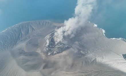 Viral Abu Anak Krakatau Di Sebut Sampai Jawa Tengah