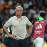 Mourinho Tunda Bahas El Clasico Usai Pangkas Jarak dari FCB
